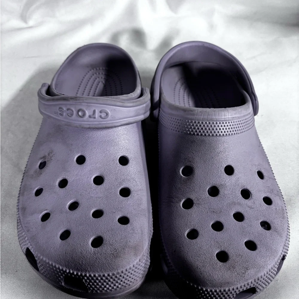 CROCS Men's Sandals in‎ Lavender Hue